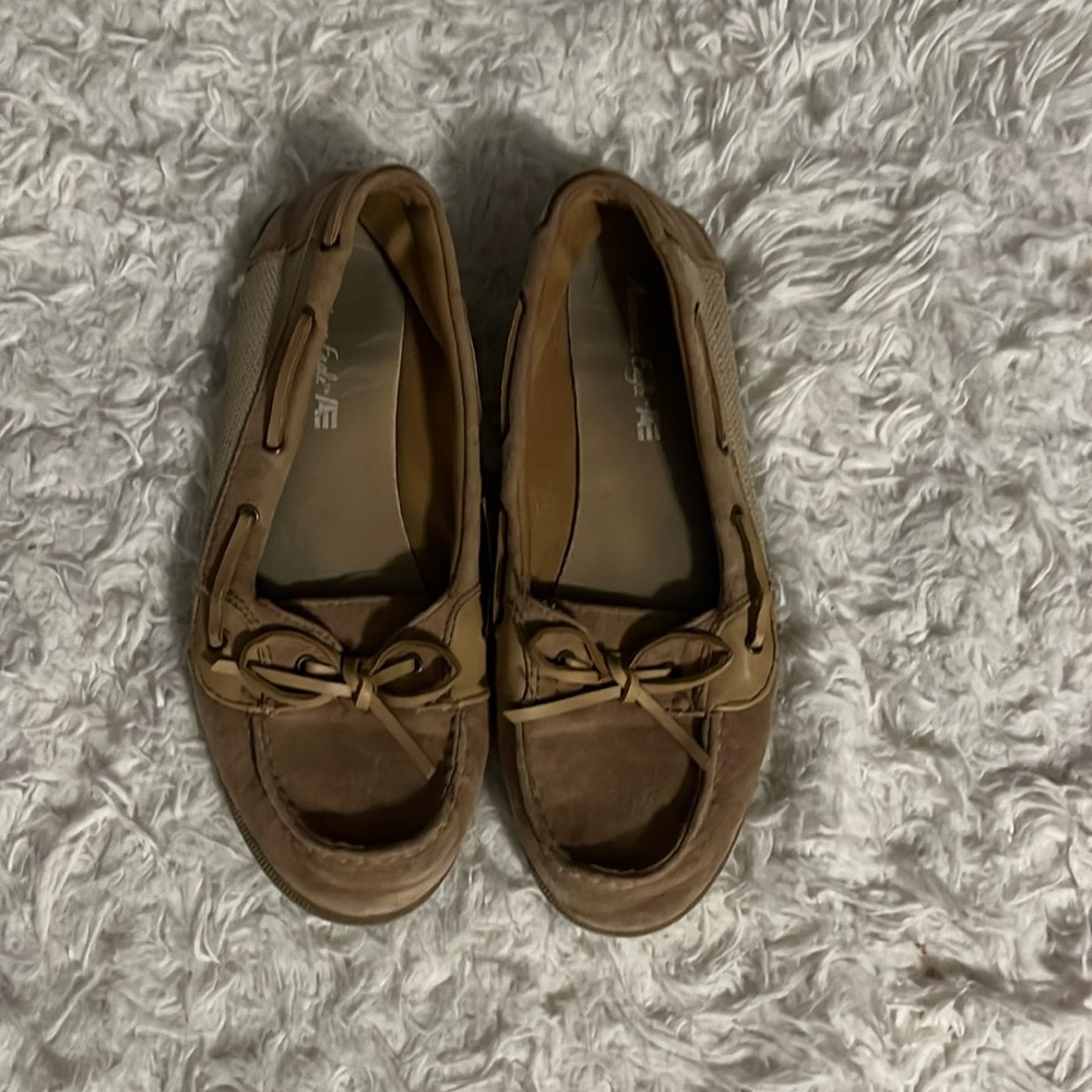 American Eagle slides have been em worn size 8